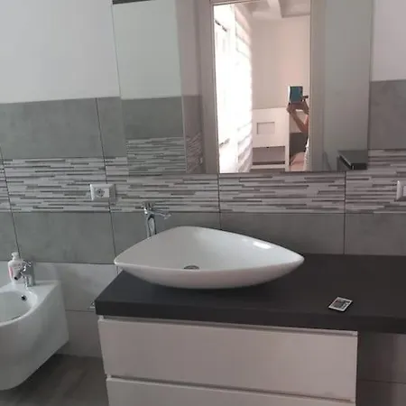 Chromotherapy Flat Apartment